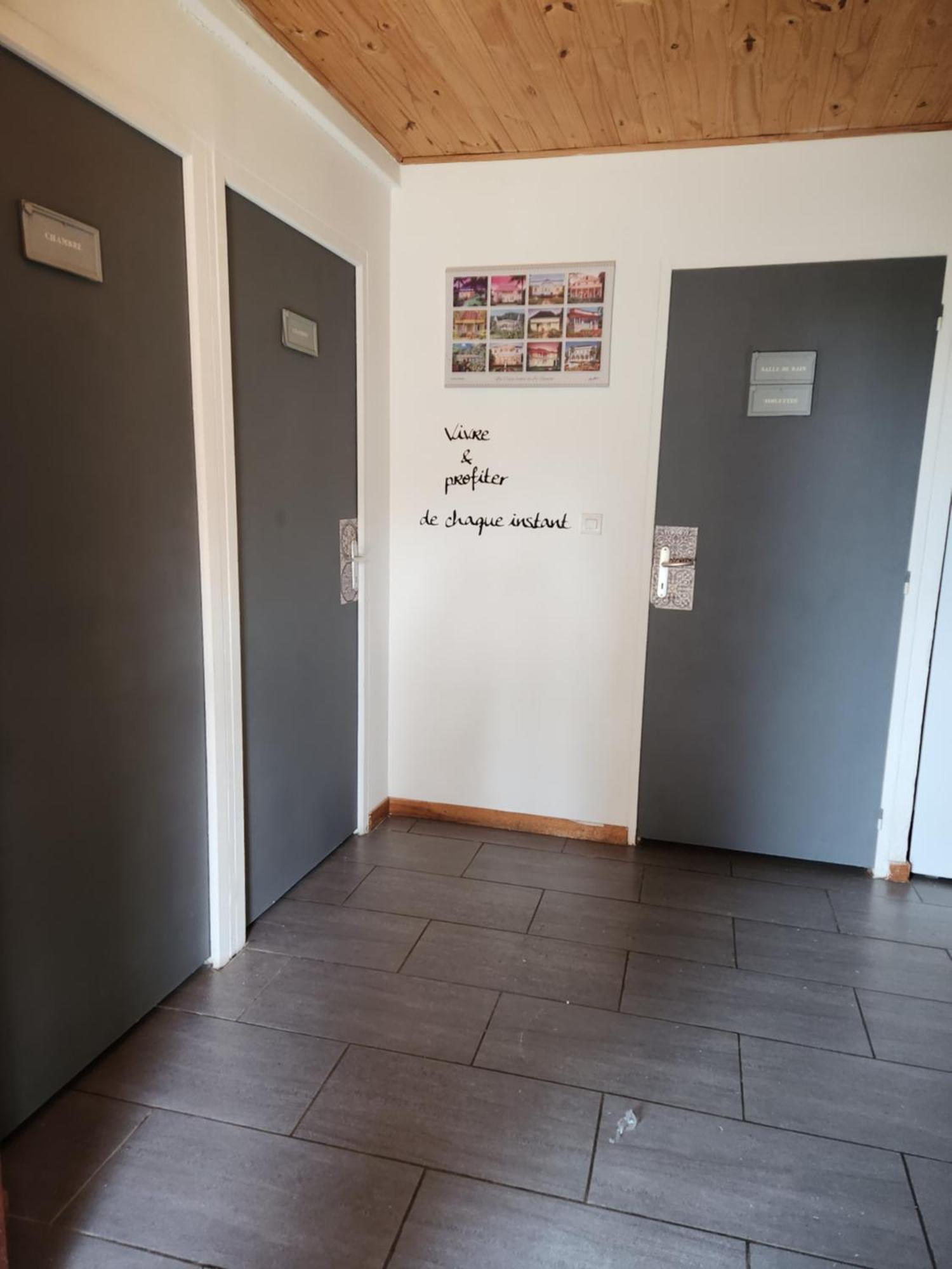 R'Marine439 Locations Saisonnieres Villa La Marine Cameră foto